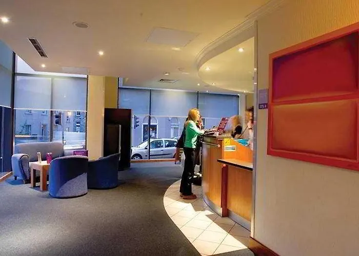 Premier Inn Edinburgh City Centre Lauriston Place